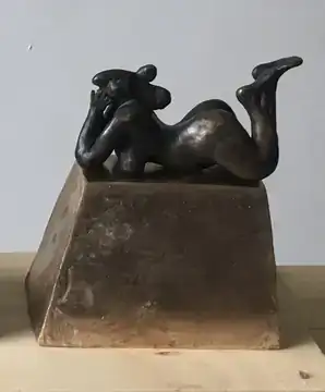 Liggende vrouw 1, brons 2005